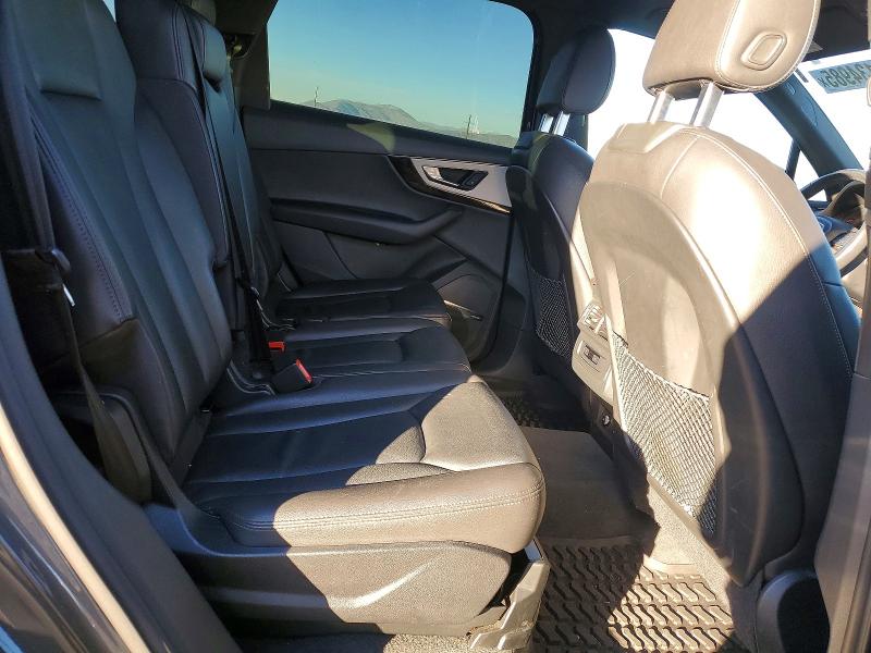Photo 11 from auction – 2019 AUDI Q7 PREMIUM with VIN WA1LHAF76KD034448
