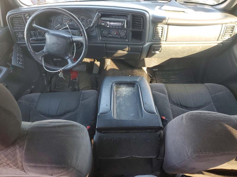 Photo 8 from auction – 2002 CHEVROLET AVALANCHE with VIN 3GNEK13T32G281728