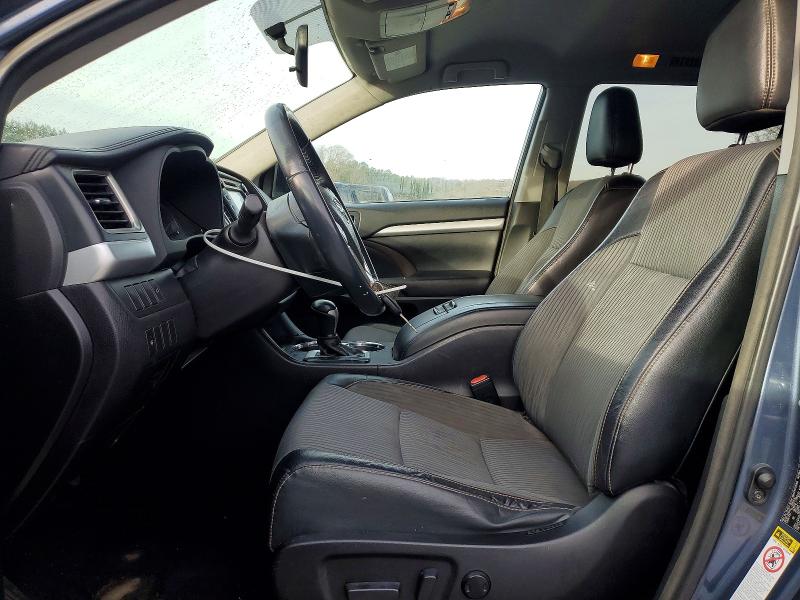 Photo 7 from auction – 2016 TOYOTA HIGHLANDER with VIN 5TDZKRFH4GS183395