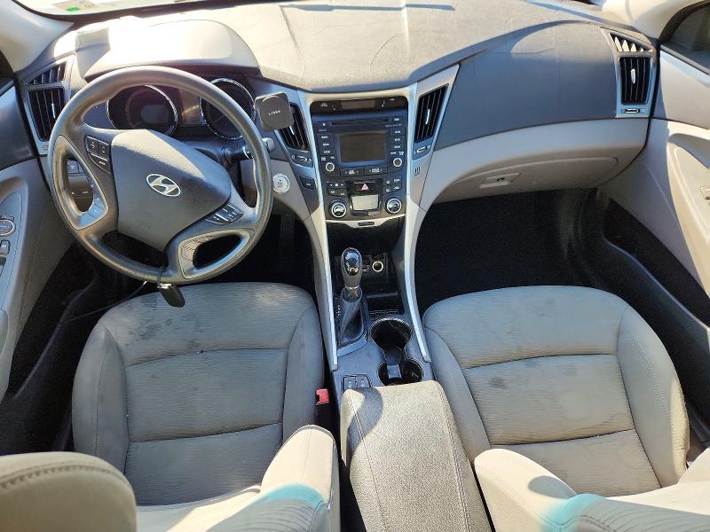 Photo 8 from auction – 2014 HYUNDAI SONATA HYB with VIN KMHEC4A49EA114663