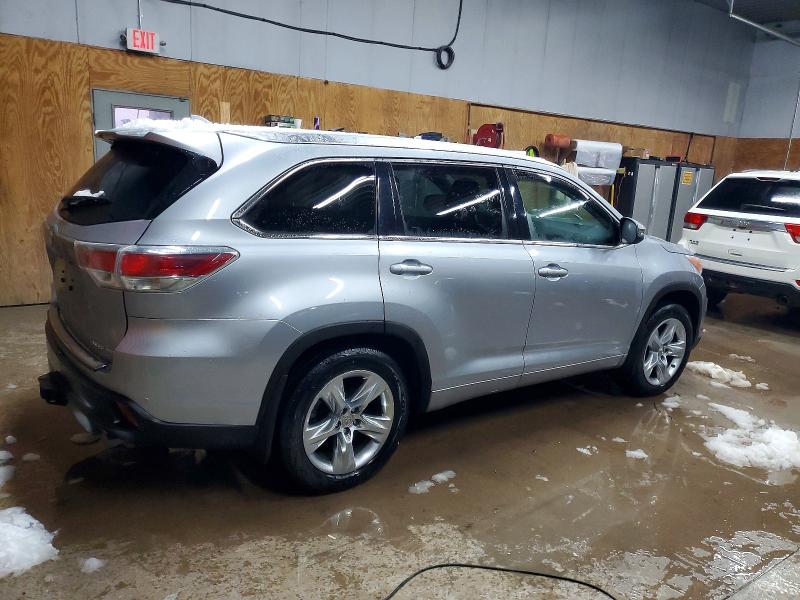 Photo 3 from auction – 2014 TOYOTA HIGHLANDER with VIN 5TDDKRFH6ES062455