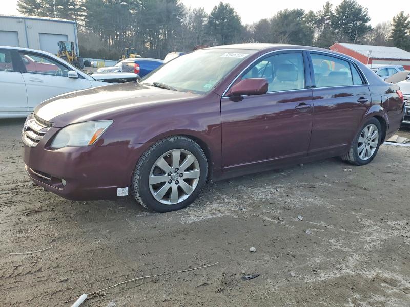 TOYOTA AVALON 2007 with VIN 4T1BK36B27U170064 - Photo from auction