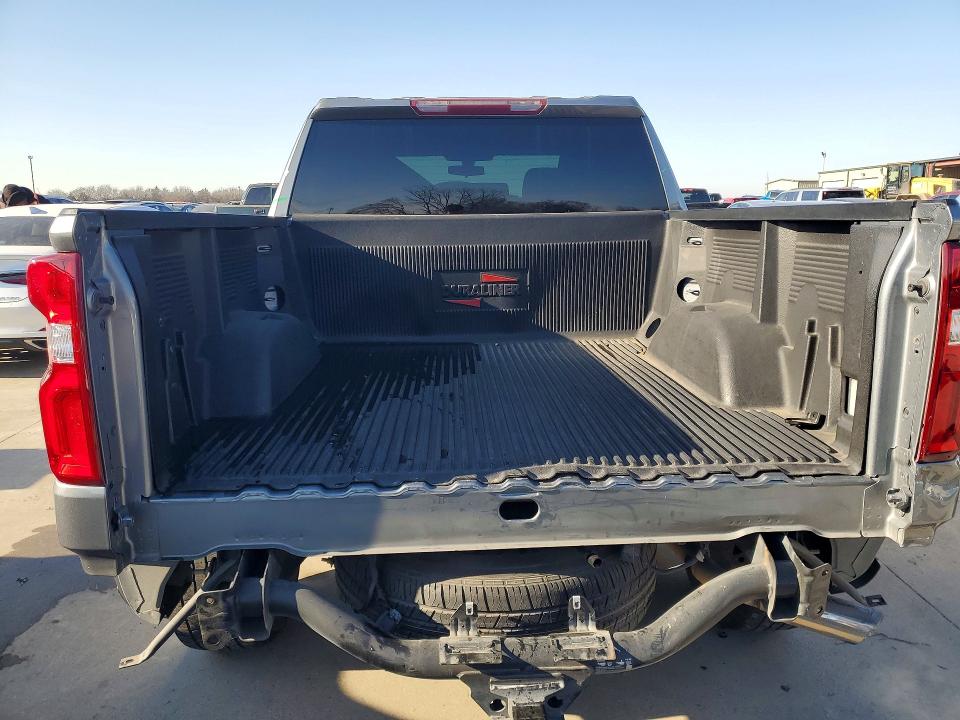 Photo 6 from auction – 2019 CHEVROLET SILVERADO with VIN 1GCPWBEH8KZ368688