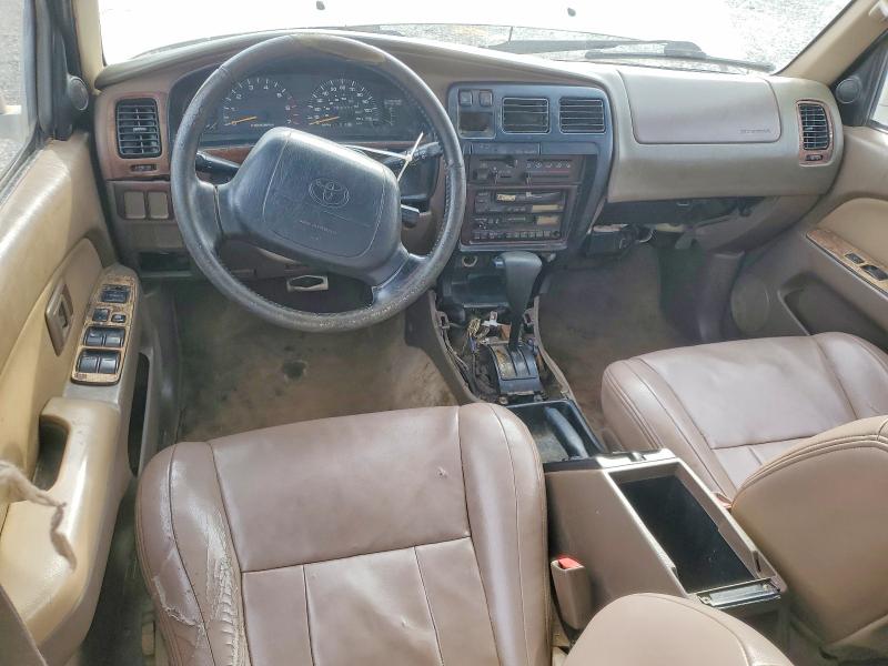 Photo 8 from auction – 1997 TOYOTA 4RUNNER SR with VIN JT3GN86R7V0053472