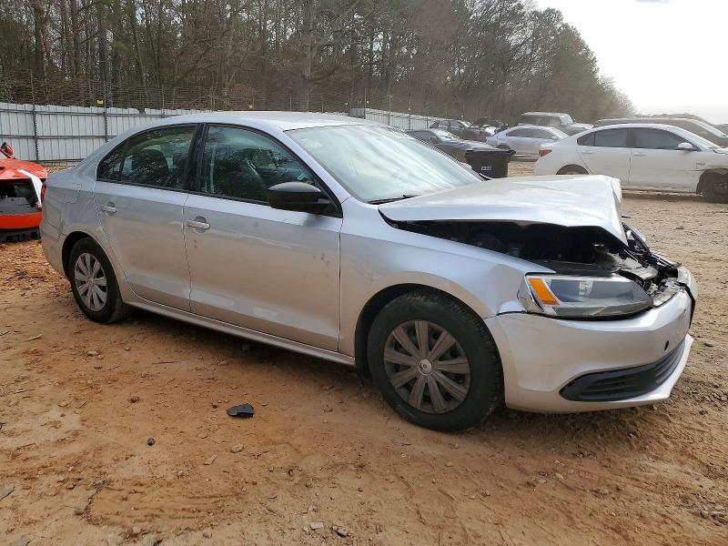 Photo 4 from auction – 2013 VOLKSWAGEN JETTA BASE with VIN 3VW2K7AJ6DM256047