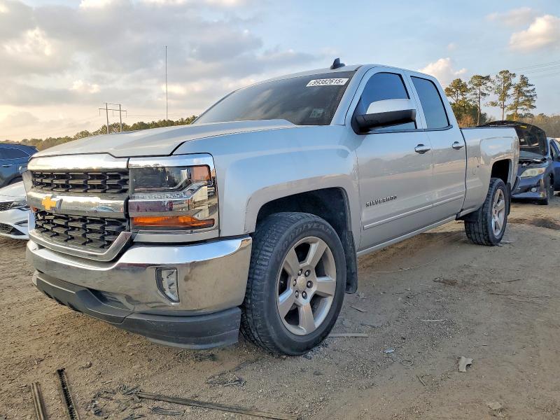 CHEVROLET SILVERADO 2017 with VIN 1GCRCREC6HZ209823 - Photo from auction