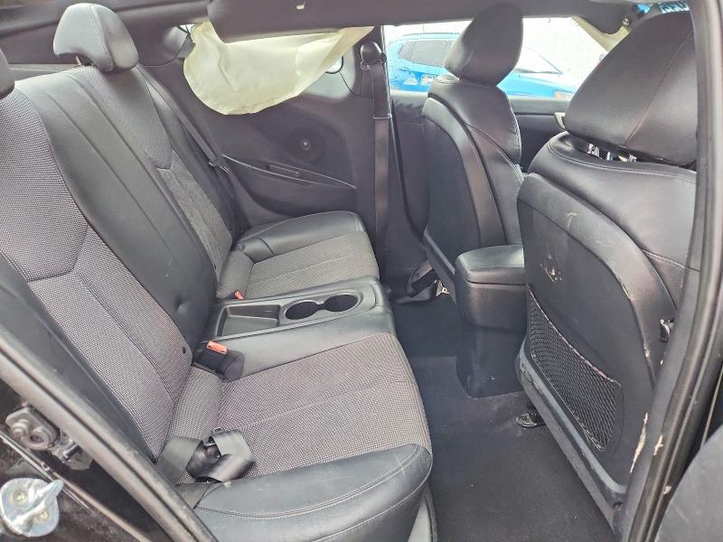 Photo 10 from auction – 2016 HYUNDAI VELOSTER with VIN KMHTC6ADXGU252779