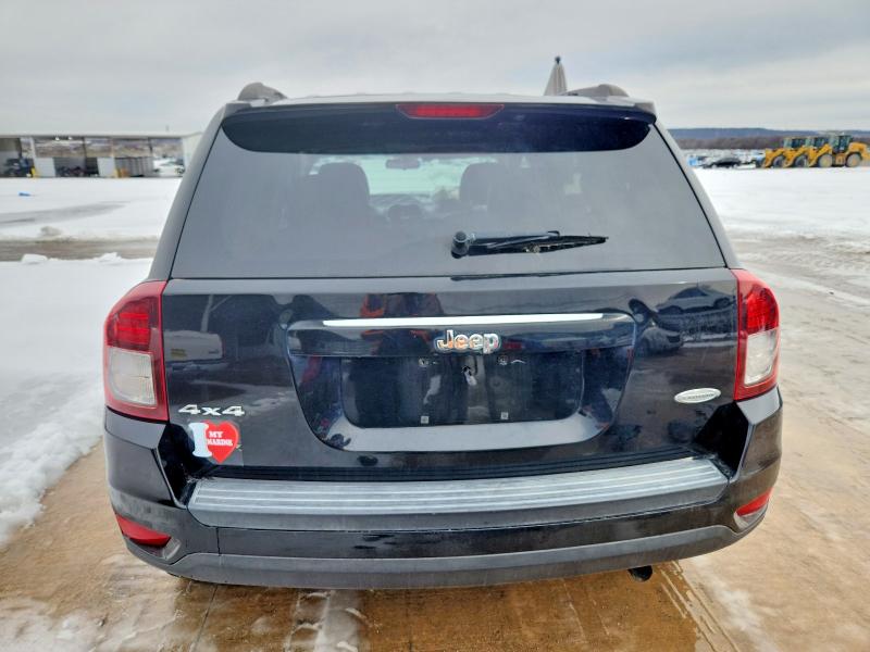 Photo 6 from auction – 2014 JEEP COMPASS with VIN 1C4NJDEB4ED828895