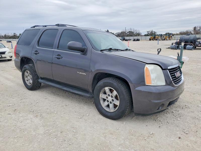 Photo 4 from auction – 2010 GMC YUKON with VIN 1GKMCCE38AR208559