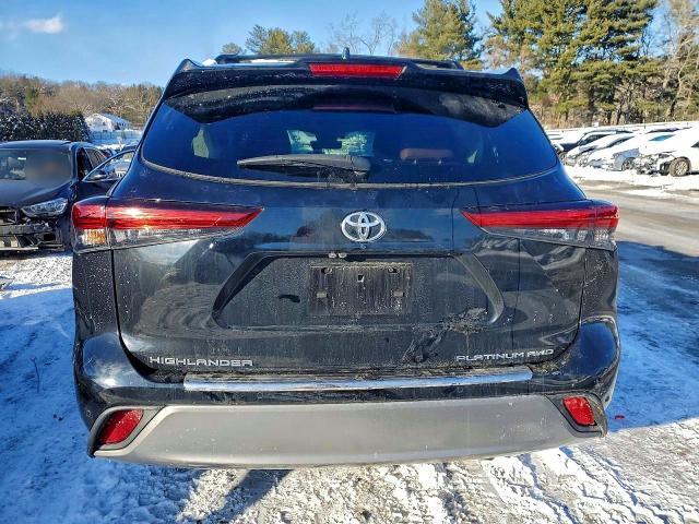 Photo 6 from auction – 2023 TOYOTA HIGHLANDER with VIN 5TDKDRBH4PS518771