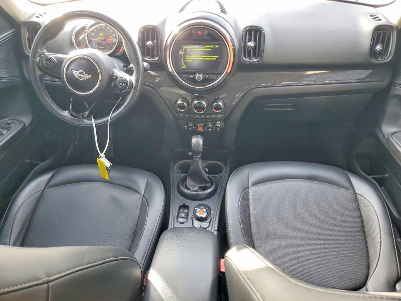 Photo 8 from auction – 2018 MINI COOPER with VIN WMZYV5C36J3E03796