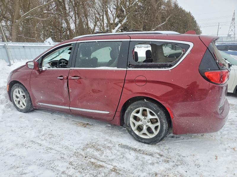 Photo 2 from auction – 2017 CHRYSLER PACIFICA T with VIN 2C4RC1EG6HR513300