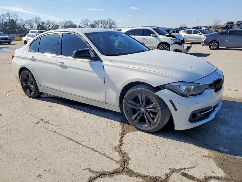 Photo 4 from auction – 2017 BMW 330 with VIN WBA8B9G55HNU49236
