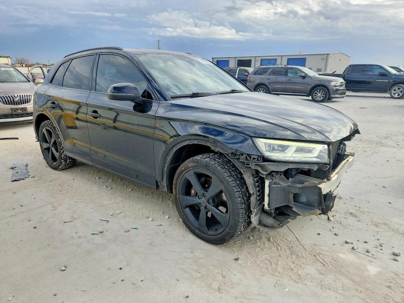 Photo 4 from auction – 2019 AUDI SQ5 PREMIU with VIN WA1B4AFY0K2040578