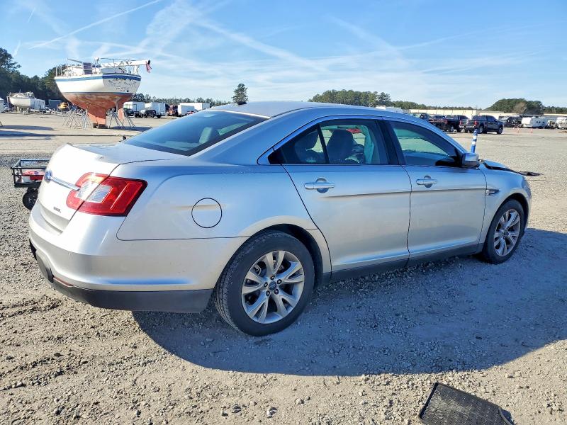 Zdjęcie 3 z aukcji – 2010 FORD TAURUS SEL z VIN 1FAHP2EW7AG128001