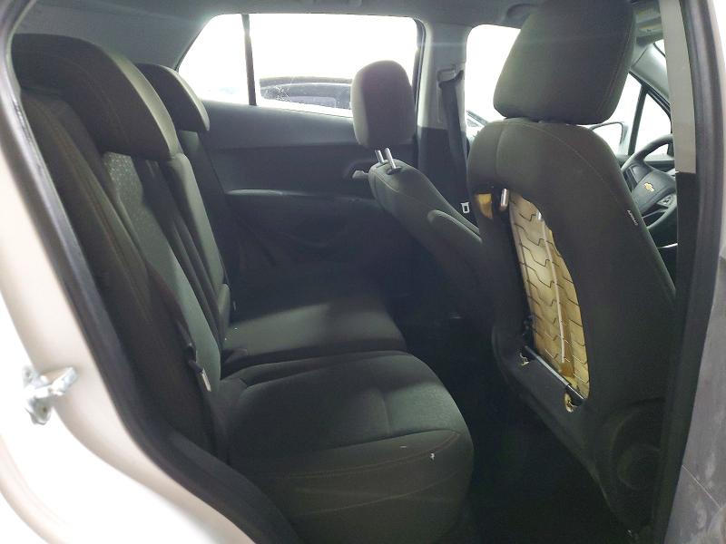 Photo 10 from auction – 2018 CHEVROLET TRAX LS with VIN KL7CJNSB0JB548749