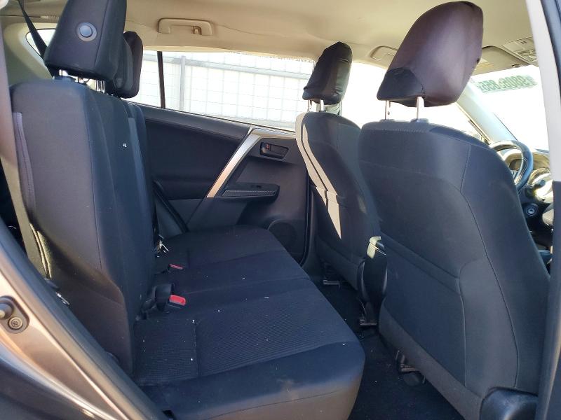 Photo 11 from auction – 2014 TOYOTA RAV4 LE with VIN JTMBFREV7ED082762
