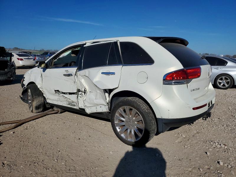 Photo 2 from auction – 2013 LINCOLN TOWNHOUSE MKX with VIN 2LMDJ6JK9DBL09150