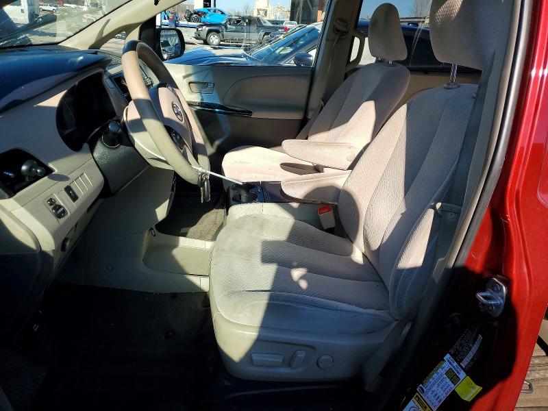 Photo 7 from auction – 2014 TOYOTA SIENNA LE with VIN 5TDKK3DC5ES460915