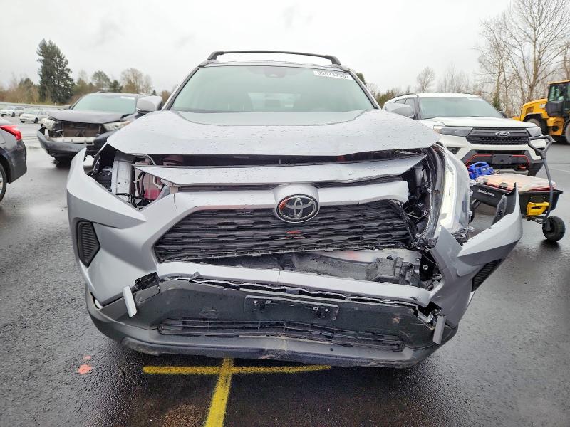 Photo 5 from auction – 2025 TOYOTA RAV4 LE with VIN JTMMWRFV7SD310388