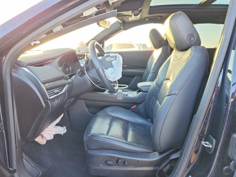 Photo 7 from auction – 2022 CADILLAC XT4 with VIN 1GYFZER45NF170274