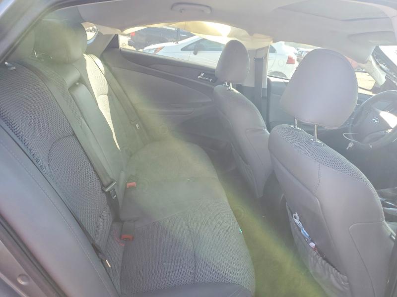 Photo 10 from auction – 2013 HYUNDAI SONATA SE with VIN 5NPEC4AC7DH680369