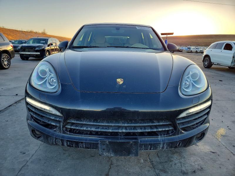 Photo 5 from auction – 2012 PORSCHE CAYENNE S with VIN WP1AE2A25CLA90118