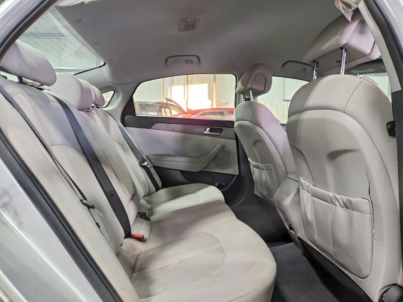 Photo 10 from auction – 2016 HYUNDAI SONATA SE with VIN 5NPE24AF6GH296777