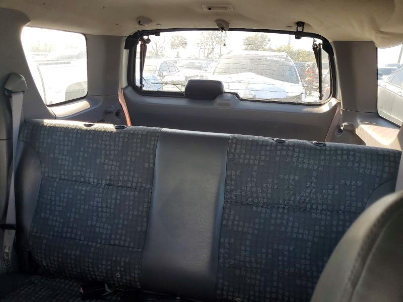 Photo 10 from auction – 2002 FORD ESCAPE XLS with VIN 1FMYU01B52KC37156