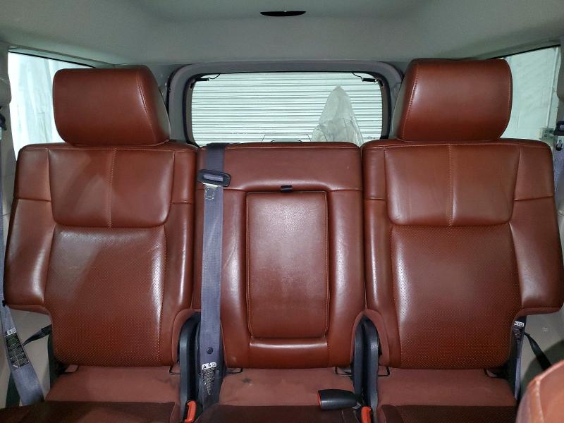 Photo 10 from auction – 2006 JEEP COMMANDER with VIN 1J8HG58N06C297749