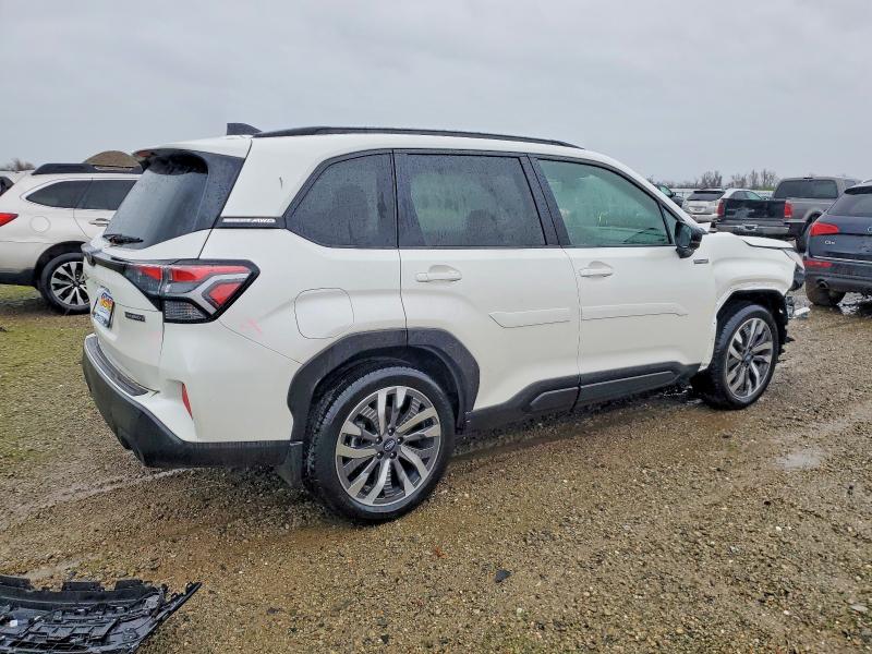 Photo 3 from auction – 2025 SUBARU FORESTER with VIN JF2SLSTD8SH433341