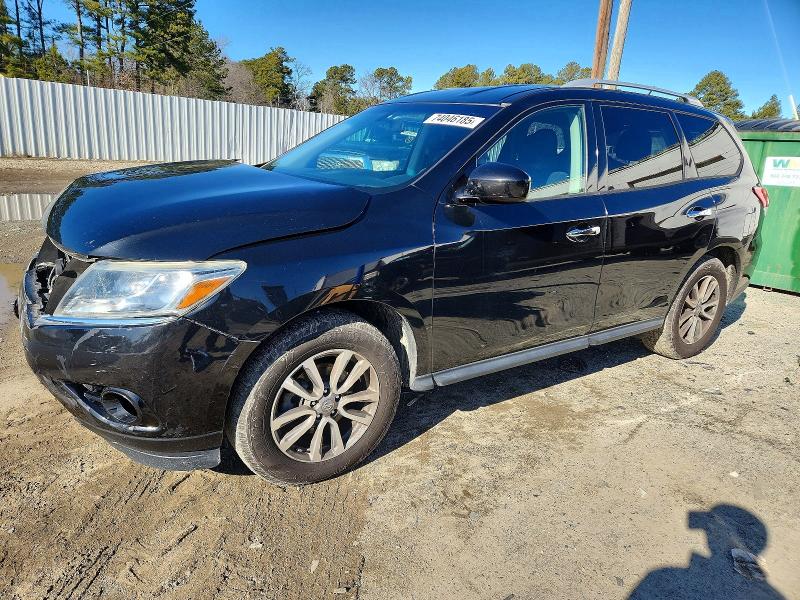 NISSAN PATHFINDER 2016 with VIN 5N1AR2MM2GC647698 - Photo from auction