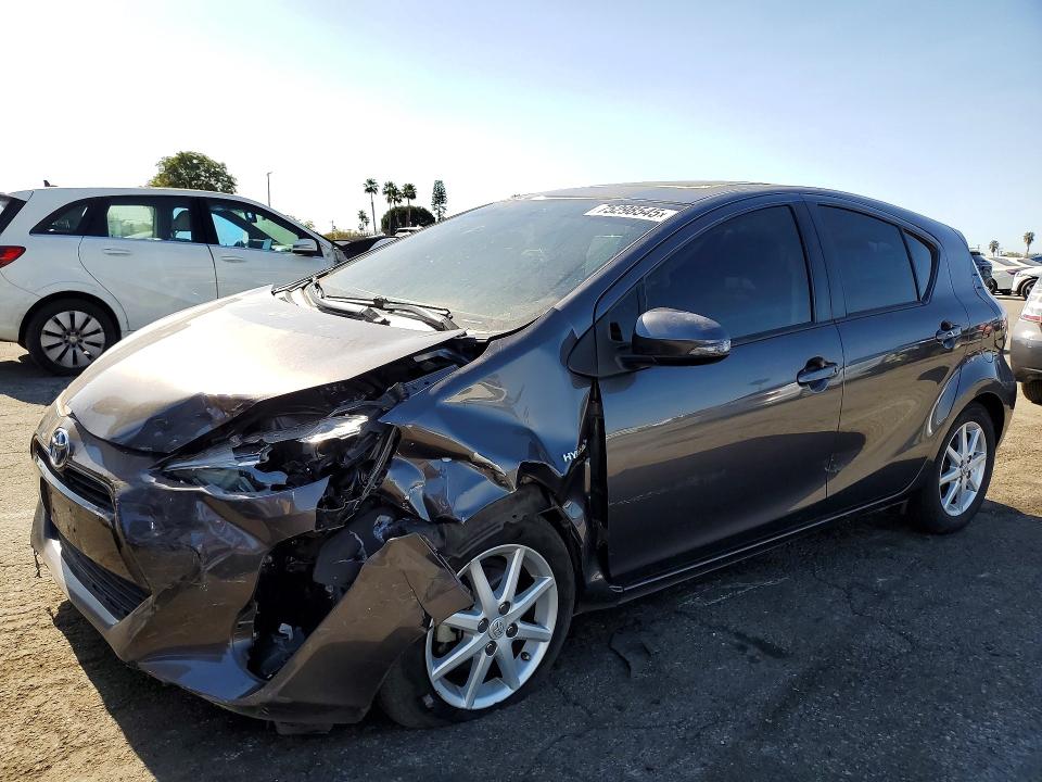 Photo 1 from auction – 2016 TOYOTA PRIUS C with VIN JTDKDTB31G1133201