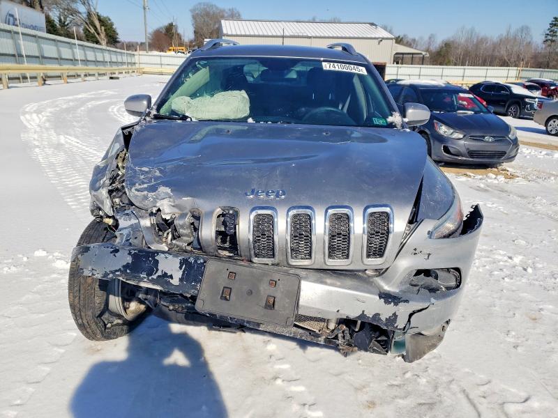 Photo 5 from auction – 2017 JEEP CHEROKEE with VIN 1C4PJMCS9HW595083