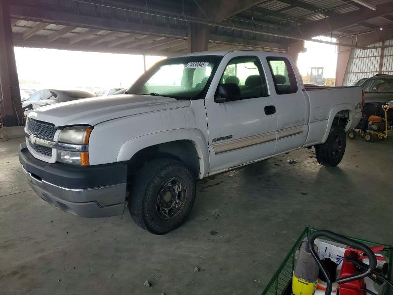 CHEVROLET SILVERADO 2003 with VIN 1GCHK29U83E326179 - Photo from auction