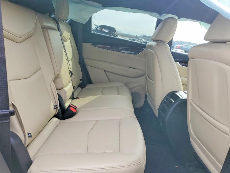 Photo 11 from auction – 2019 CADILLAC XT5 with VIN 1GYKNCRS0KZ260620