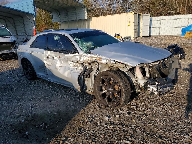 Photo 4 from auction – 2019 CHRYSLER 300 S with VIN 2C3CCABG7KH651262