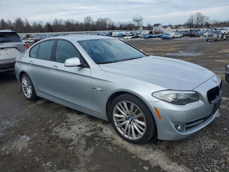 Zdjęcie 4 z aukcji – 2012 BMW 550 XI z VIN WBAFU9C5XCC787422