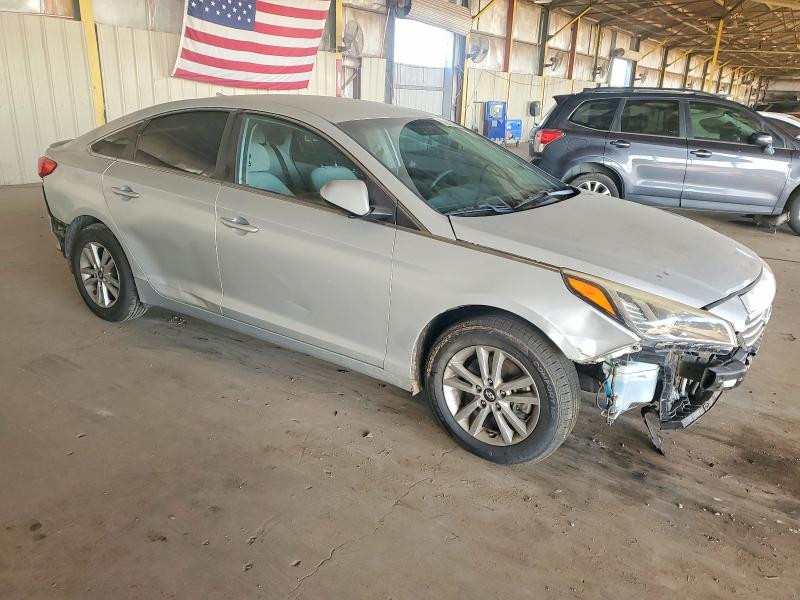 Photo 4 from auction – 2017 HYUNDAI SONATA SE with VIN 5NPE24AF8HH539619