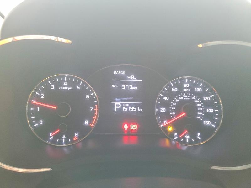 Photo 9 from auction – 2014 KIA FORTE LX with VIN KNAFX4A63E5168531