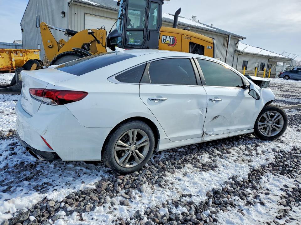 Photo 3 from auction – 2018 HYUNDAI SONATA SPO with VIN 5NPE34AFXJH681182