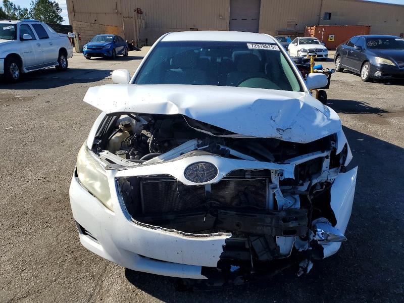 Photo 5 from auction – 2011 TOYOTA CAMRY BASE with VIN 4T4BF3EK8BR216985