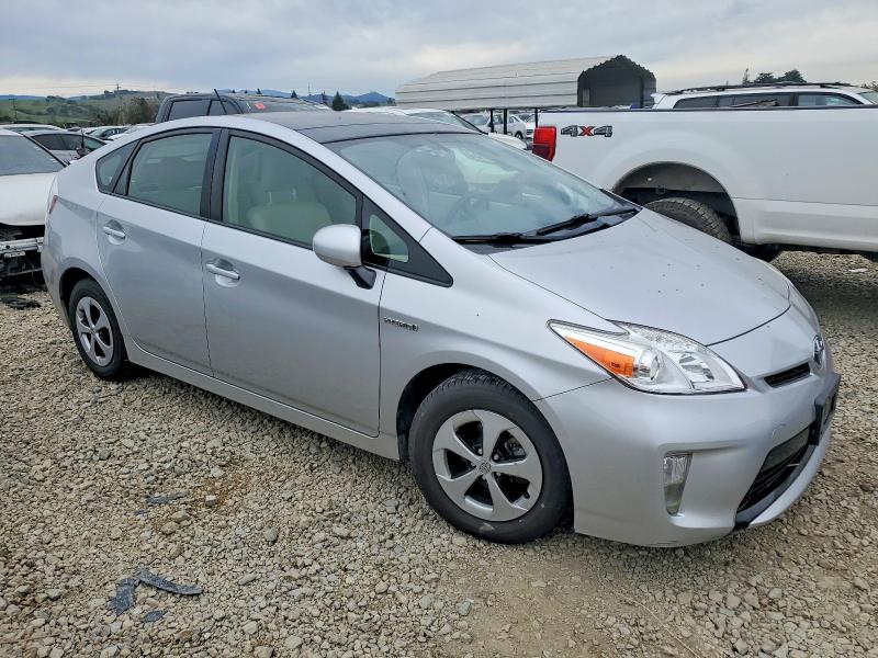 Photo 4 from auction – 2015 TOYOTA PRIUS with VIN JTDKN3DU8F1934273