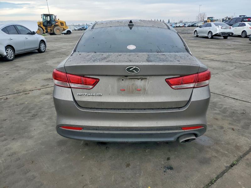 Photo 6 from auction – 2016 KIA OPTIMA LX with VIN 5XXGT4L31GG020351