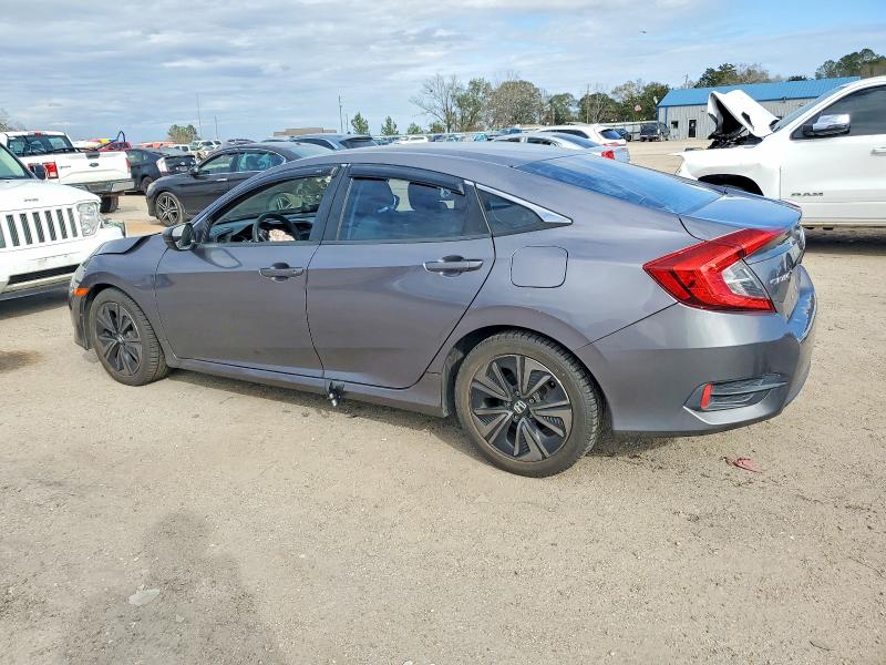Photo 2 from auction – 2017 HONDA CIVIC with VIN 19XFC2F52HE080954