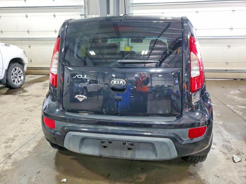 Photo 6 from auction – 2013 KIA SOUL + with VIN KNDJT2A61D7595111