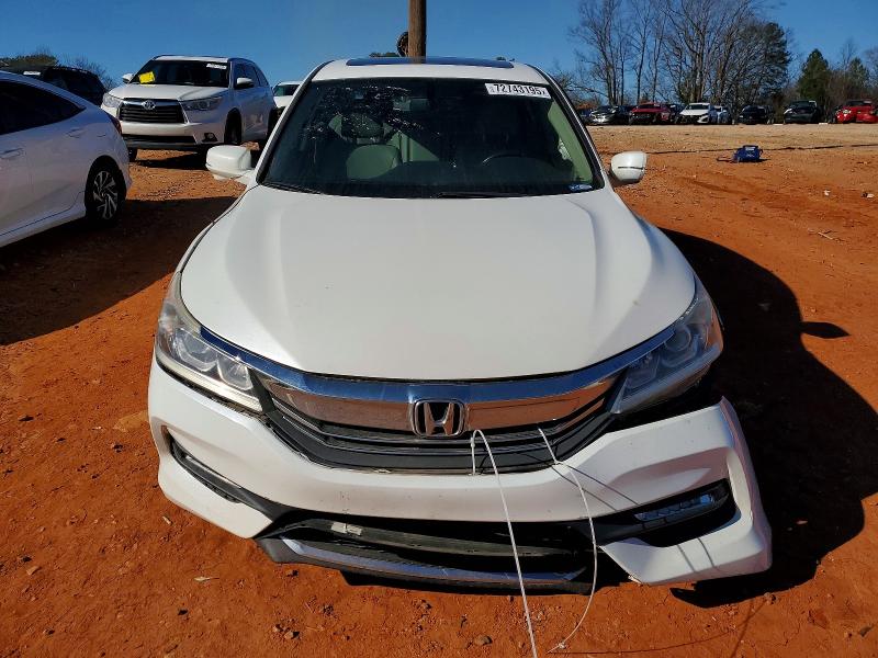 Photo 5 from auction – 2016 HONDA ACCORD EXL with VIN 1HGCR2F86GA108690