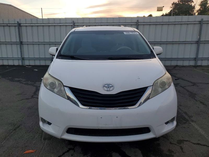 Photo 5 from auction – 2014 TOYOTA SIENNA LE with VIN 5TDKK3DC6ES501682