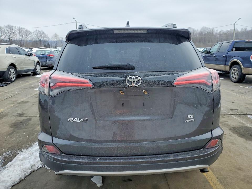 Photo 6 from auction – 2016 TOYOTA RAV4 SE with VIN 2T3JFREV0GW508907