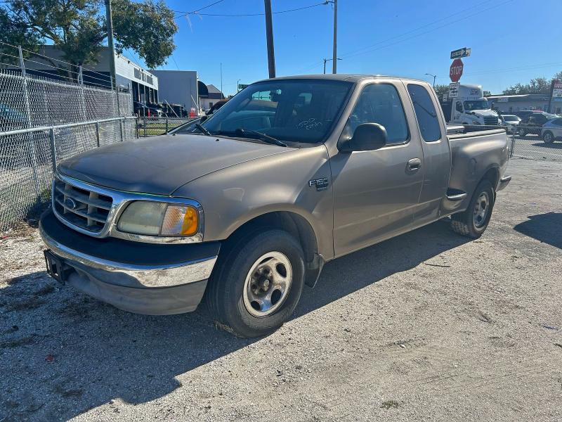 Photo 2 from auction – 2003 FORD F150 with VIN 1FTRX07WX3KC83979